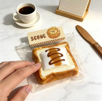 Jouet à presser en silicone de qualité alimentaire, motif gâteau de riz grillé au charbon et guimauve, design original de pain grillé, mignon, dessin animé, doux, anti-stress, unisexe