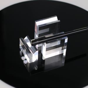 Espositore per Cancelleria da Ufficio, Blocco Trasparente per Singola Penna, Supporto in Acrilico Solido per Pennini, Portapenne in Plexiglass con Fessura - Product Image 1