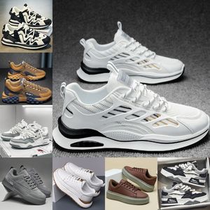 Vente en gros de chaussures de sport classiques décontractées pour hommes, marques variées, en stock - Product Image 1
