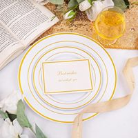 Vente en gros d'assiettes en plastique écologiques et durables à rebord or/argent Vaisselle jetable de luxe pour mariages