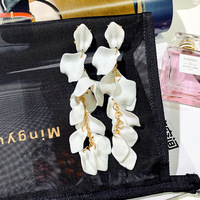 Rumbai Panjang Kelopak Bunga Mawar Anting Menjuntai Mutiara Zirkon Anting Menjuntai untuk Wanita