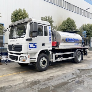 Camión Asfaltador Shacman 4x2 de 12cbm Exportado, Máquina de Pulverización de Asfalto, Camión Distribuidor de Asfalto y Betún - Product Image 2