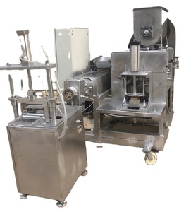 Machine à fabriquer du savon automatique professionnelle Jasun, moulage de forme, estampage de logo pour une production à grande échelle, économie d'énergie, respectueuse de l'environnement - Product Image 3