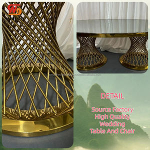 โต๊ะกระจกสีดำเงาเรียบหรูสำหรับงานอีเว้นท์ โต๊ะรับแขกงานแต่งงาน โต๊ะหลักสำหรับเจ้าสาวและเจ้าบ่าว พร้อมอุปกรณ์ตกแต่ง - Product Image 5