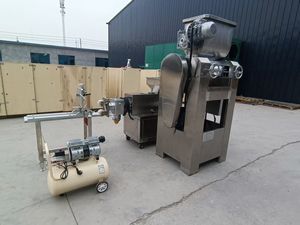<span class=keywords><strong>Moulin</strong></span> à grains de savon à trois rouleaux pour la fabrication de savon d'hôtel - Product Image 2