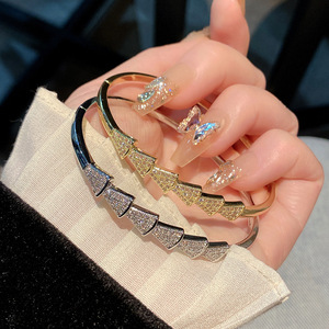 Gold Silver <b>Copper</b> Plated <b>Bracelets</b> Round Brilliant Cut Diamond Encrusted Wedding Fashion Cuff Jewelry Winter 2024 Yiwu Origin - Product Image 4
