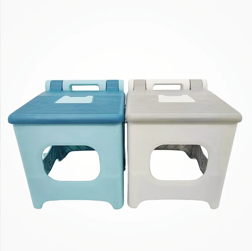 Tabouret pliant en plastique portable pour l'extérieur petit escabeau pliable solide pour adultes et enfants