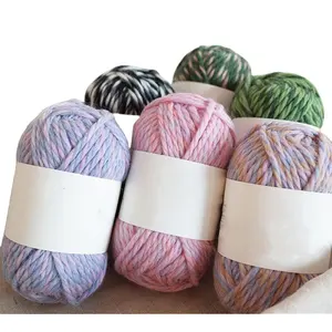 High Quality Many Colors Fluffy Soft Merino Wool Tops Super Bulky Chunky Yarn For Giant Blanket Yarn