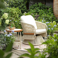 Moderner Outdoor-Drehgarten-Sessel mit wasserdichtem Design und robustem Aluminiumrahmen für den Terrassengebrauch