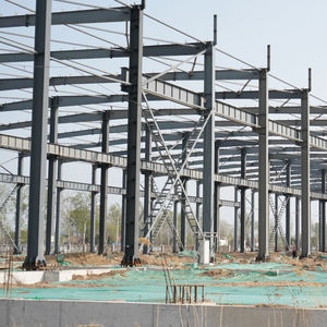 Bâtiment d'entrepôt/atelier préfabriqué en structure métallique légère, modulaire, personnalisé et moderne - Product Image 5