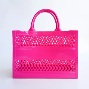 2023 China Supplier New Plastic PVC Purse for Girls Retro Style Jelly Purse Cute Beach Bag