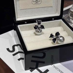 Fashion Zircon Grey Imitation Pearl <b>Earrings</b> for Women Girls French Retro Style <b>Black</b> Flowers <b>Stud</b> <b>Earrings</b> Jewelry Accessories - Product Image 6