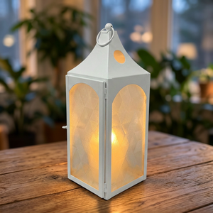Lanterne porte-bougie carrée en métal et verre, faite à la main, blanche, pour décorations de Noël, de maison et de patio - Product Image 5