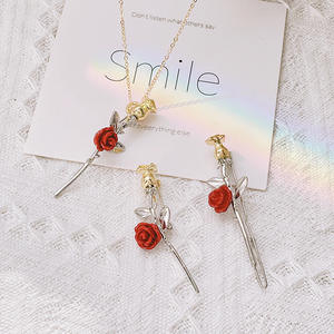 Broche de Rosa con Diseño Personalizado, Chapado Ecológico en Aleación, Accesorio de Moda para Trajes de Mujer, Regalo de Boda o Compromiso - Product Image 1