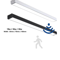 Éclairage LED industriel commercial, luminaires suspendus à détecteur de mouvement, 6000K 18W/24W/36W 100lm/W IP44 Ra80, garantie de 2 ans