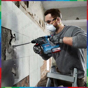 Taladro Percutor Profesional Bosch de 18V 5.0Ah con Motor sin Escobillas de Iones de Litio para Perforación de Concreto - Product Image 3
