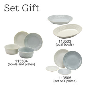 Assiette en céramique élégante et simple à fleurs japonaises Bol en porcelaine à relief Vaisselle 2 pièces Ensemble de vaisselle florale - Product Image 2