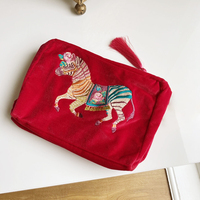 Pochette de voyage brodée pour pinceaux de maquillage, avec pompons, fermeture éclair, motif zèbre, en velours, sac de toilette pour poudre