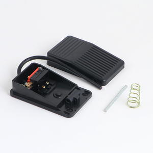 Robuster Industrieller Fußschalter Wasserdichter Momentaner Elektrischer Fußschalter für Werkzeugmaschinen und Schweißgeräte - Product Image 5