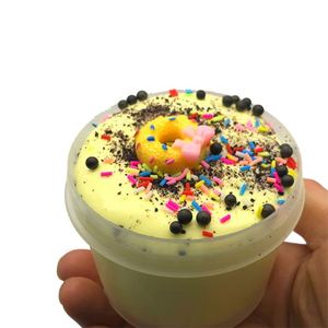 Slime souple DIY sur le thème alimentaire avec boules de mousse, tranches de beignets et pépites - Jouet souple en plastique et argile - Product Image 5