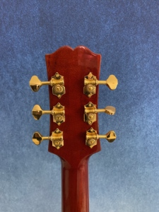 Guitarra Eléctrica Jazz Archtop de 15 Pulgadas Hecha a Mano por Yunzhi Luthier, Color Atardecer, Arce Flameado, Cuerpo Hueco, Ébano, Caoba Sólida - Product Image 6