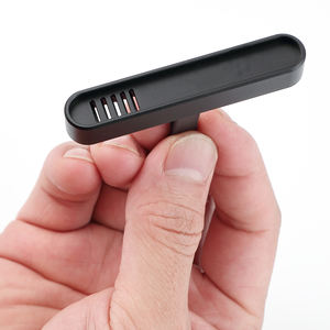 โรงงานผลิตส่ง น้ำหอมปรับอากาศในรถยนต์แบบเจลคาร์บอนไฟเบอร์สั่งทำพิเศษ สำหรับช่องแอร์ ไม่ต้องใช้ไฟฟ้า - Product Image 4