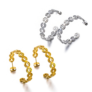 Pendientes de tuerca de color oro y plata de 18 quilates personalizados, joyería chapada en PVD, pendientes huecos de estrella de cinco puntas de acero inoxidable a la moda - Product Image 2