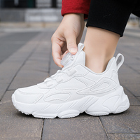 Chaussures de sport personnalisées Cema pour enfants, chaussures de football, de basketball, baskets pour enfants d'âge scolaire, vente en gros