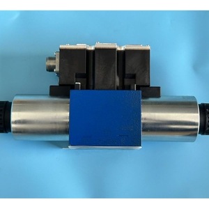 วาล์วควบคุมทิศทางแบบสัดส่วน Rexroth รุ่น 4WRAE10W1 60 ลิตร/นาที 315 บาร์ อุปกรณ์ควบคุมไฮดรอลิก - Product Image 4