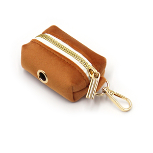 Produk untuk barang olahraga hewan peliharaan baru 2025 kerah anjing beludru pemegang tas kotoran anjing caramel dispenser kalung hewan peliharaan unik - Product Image 4