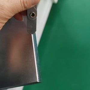 Machines de dégommage intensives pour le dégommage, la finition, le rondissage des bords, l'élimination de l'oxyde et des scories après la découpe à la flamme et au plasma - Product Image 6