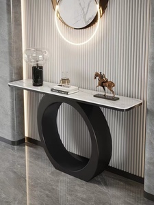 Table <span class=keywords><strong>console</strong></span> moderne simple <span class=keywords><strong>dorée</strong></span> de luxe légère Présentoir de comptoir <span class=keywords><strong>d</strong></span>'<span class=keywords><strong>entrée</strong></span> en métal élégant pour villa hôtel pour l'<span class=keywords><strong>entrée</strong></span> du salon - Product Image 3