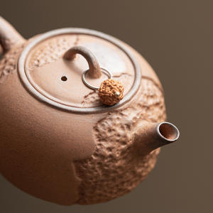 Tetera de cerámica de tamaño pequeño hecha a mano japonesa, <span class=keywords><strong>gres</strong></span> de barro de <span class=keywords><strong>roca</strong></span> antigua con diseño moderno martillado, tetera individual perfecta - Product Image 4