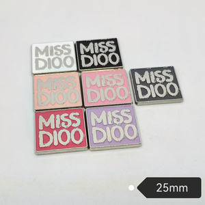 जंक फोन केस चार्म्स डिय लेटर क्राफ्ट लक्जरी वर्ग आकार लघु डिजाइनर धातु ब्रांड लोगो सजावट - Product Image 6