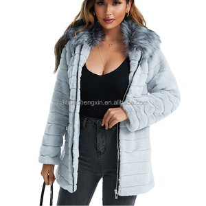 Abrigo de Invierno Corto Personalizado para Mujer, Talla Grande, Tejido, con Peluche Sintético, Estilo Modesto - Product Image 1