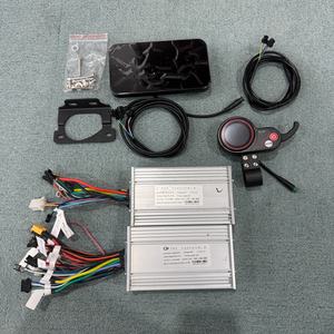 Contrôleur de scooter électrique à double moteur JB FOC 60v 50A 12 Mosfet avec accélérateur au pouce et écran LCD - Product Image 2