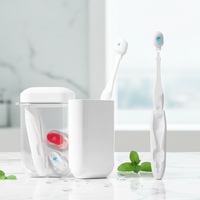 Brosse à dents de voyage pliable à poils souples avec manche en plastique, perles effervescentes pour une haleine fraîche, idéale pour les hôtels et les déplacements (soins bucco-dentaires)