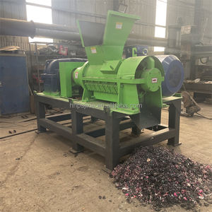 Machine de broyage, de lavage, de séchage et de granulation de matériaux souples en plastique, broyeur à vis pour ruban d'irrigation goutte à goutte pour sacs en tonneaux - Product Image 3