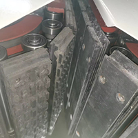 Machine de chanfreinage et de meulage de verre à commande servo 12 moteurs avec structure à roulements pour main courante d'escalier en verre