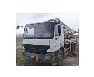 Camion pompe à béton Zoomlion d'occasion 37m 42m 48m 52m Camion pompe Mercedes Benz à bas prix - Product Image 1