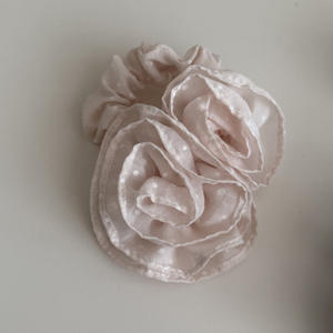 Cuerda para el pelo con diseño de rosas francesas y lunares, elegante accesorio para el cabello de mujer para bodas y fiestas - Product Image 6