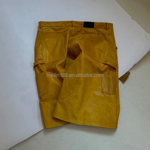 Shorts en cuir coloré de haute qualité personnalisés pour hommes, style streetwear, décontractés, en cuir PU jaune - Product Image 3