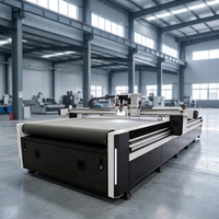 Machine de découpe de boîtes à gâteaux et de boîtes de dessins animés pour l'industrie de l'emballage TC 2026