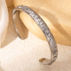 Brazalete de Lujo de Acero Inoxidable 316L, Chapado en Oro de 14k y 18k, Brazalete Abierto Celestial con Circonitas para Mujer - Product Image 6