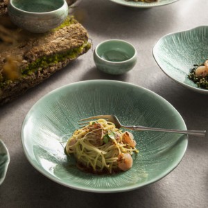 Vaisselle sur le thème de l'été Plats de ferme Restaurant Hôtel Vaisselle en porcelaine Restauration Assiette à soupe peu profonde en céramique verte vintage - Product Image 1