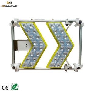 Prezzo di fabbrica personalizzato LED portatile Ttraffic cartello freccia led Signa costruzione strada lavoro segno direzionale - Product Image 2