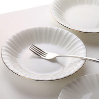 Vente en gros de 24 pièces service de vaisselle en porcelaine osseuse personnalisation service de vaisselle en porcelaine blanche bon marché