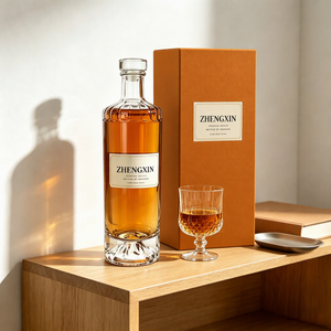 Boîte d'emballage pour spiritueux la plus vendue, bouteille en verre transparent de 500 ml pour spiritueux, <span class=keywords><strong>vodka</strong></span>, whisky, bouteille de vin de 500 ml avec bouchon en liège - Product Image 2