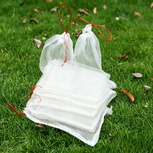 Sacs en filet PE réutilisables anti-insectes pour arbres fruitiers, protection agricole contre les oiseaux et les mouches des fruits, maille fine durable - Product Image 1