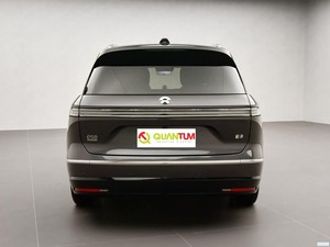 Cho nio ES8: SUV điện mạnh mẽ với thông số kỹ thuật hiệu suất cao cho thị trường toàn cầu - Product Image 3
